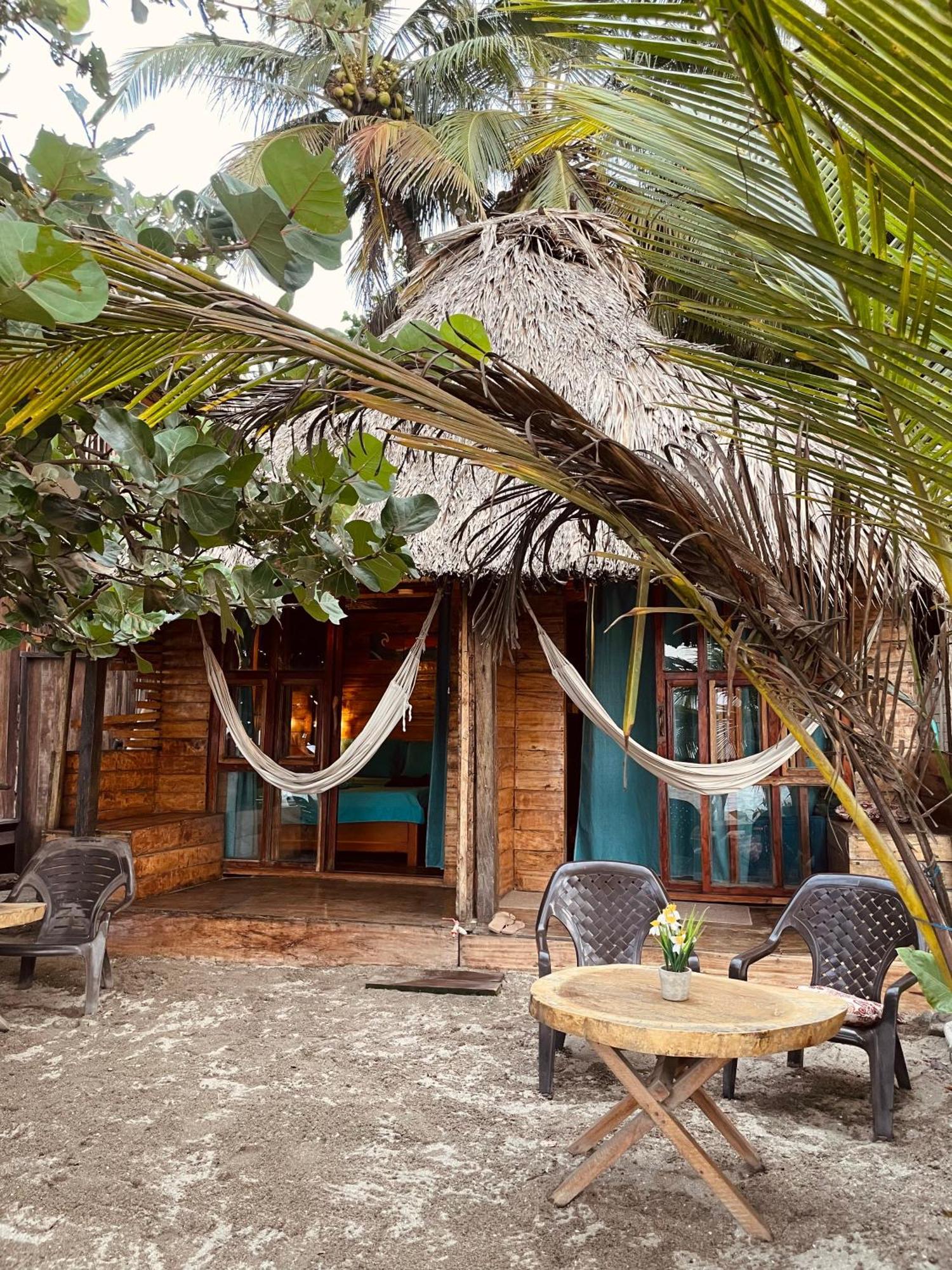 Отель Chill And Surf Mendihuaca Гуачака Экстерьер фото